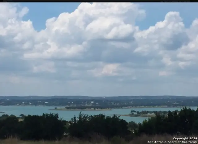 188 Merlin, Spring Branch, TX 78070 - Image #2