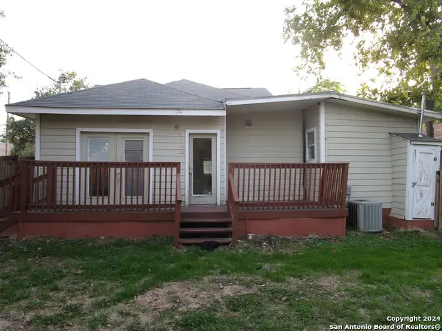 401 Princeton Ave, San Antonio, TX 78201 - Image #2