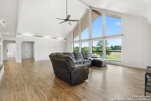 2044 Medina Hwy, Kerrville, TX 78028 - #1