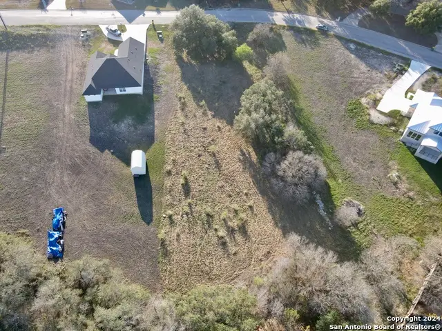 71 River Bluff, Castroville, TX 78009 - Image #3