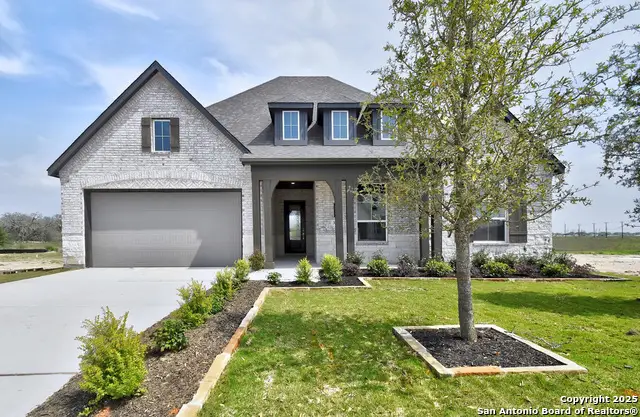 325 Lacey Oak, Castroville, TX 78009 - Image #1