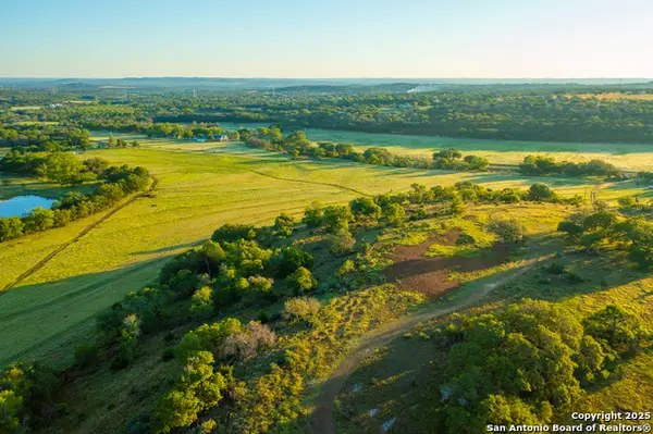 85 Waring Welfare, Boerne, TX 78006