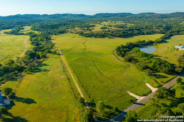 85 Waring Welfare, Boerne, TX 78006 - #2