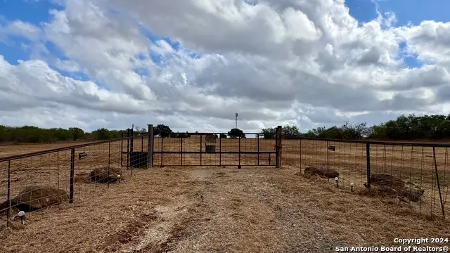 26920 Campbellton Rd, San Antonio, TX 78264 - Image #1