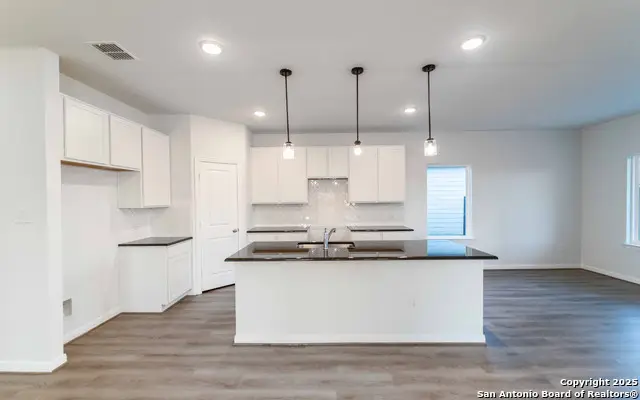 1224 Marvin Grove, Seguin, TX 78155 - Image #2