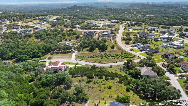 9828 Midsomer Pl, San Antonio, TX 78255 - Image #2