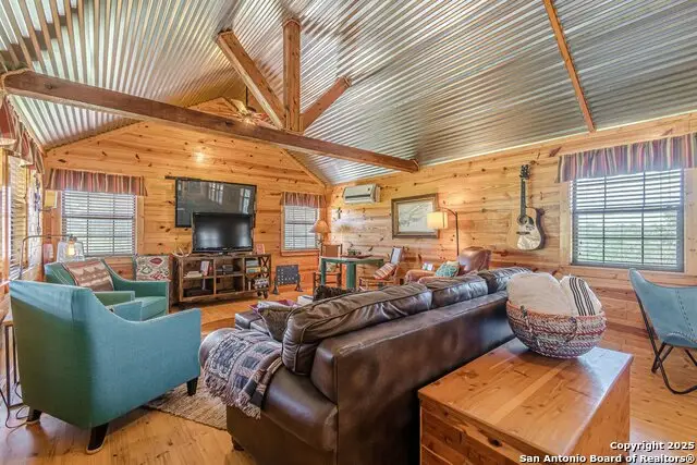 117 Hawk Rd., Fredericksburg, TX 78624 - Image #3