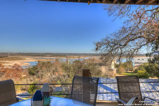 1518 W Lakeside Dr, Canyon Lake, TX 78133 - #2
