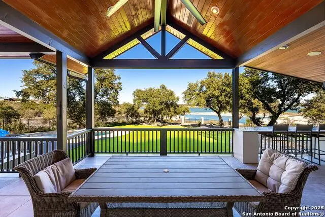 1240 Rip Jay Cir, Canyon Lake, TX 78133 - #2