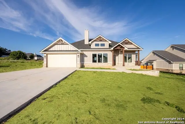 124 E Magnolia Cir, La Vernia, TX 78121 - Image #3