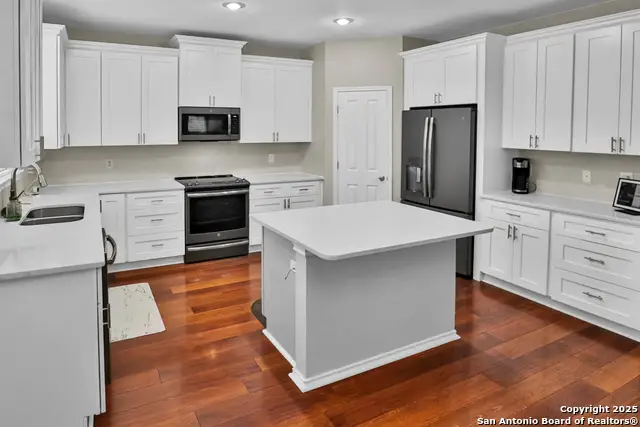 3002 Fall Way, San Antonio, TX 78247 - Image #3