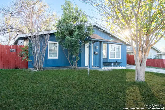 814 Weizmann St, San Antonio, TX 78213 - Image #2