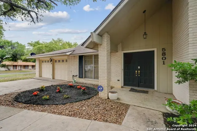 5801 Windvale, Windcrest, TX 78239 - Image #2