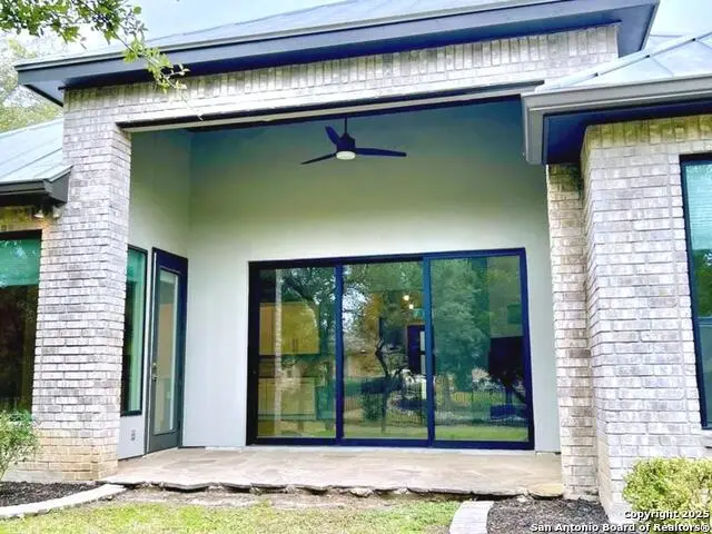 32 Westcourt Ln, San Antonio, TX 78257 - Image #1