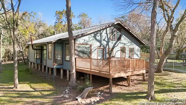 19517 Scenic Loop, Helotes, TX 78023