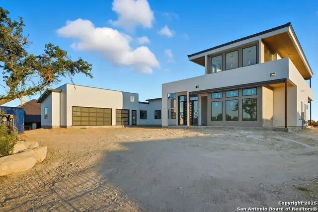 10130 Nina Rdg, San Antonio, TX 78255 - Image #1