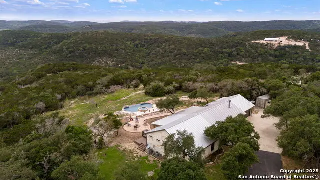 112 Mountain Laurel Ln, Pipe Creek, TX 78063 - Image #1