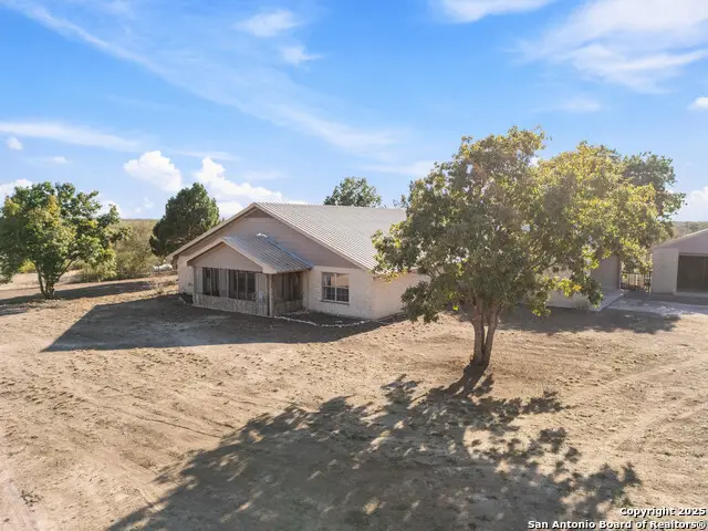 1735 Ranch Road 2804, Brackettville, TX 78832 - Image #2