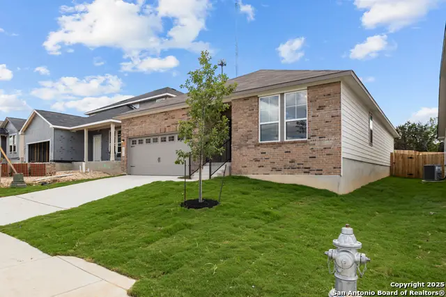 6530 Lowrie Block, San Antonio, TX 78239 - Image #2