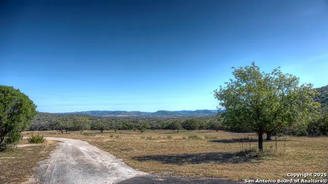 2027 Walter White Ranch Road, Leakey, TX 78873 - Image #3