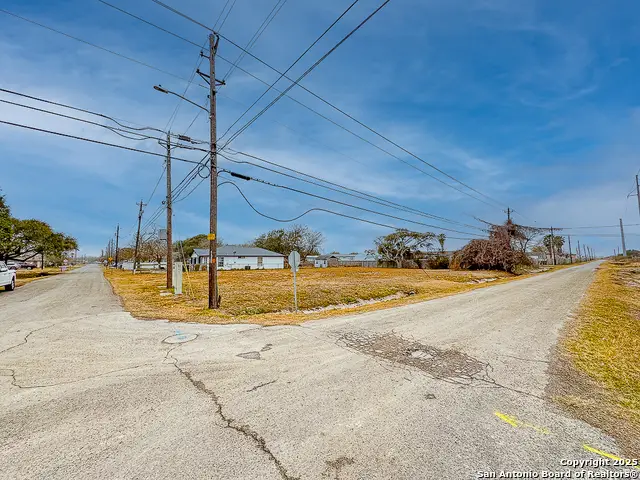 803 Jester, Corpus Christi, TX 78418 - Image #2