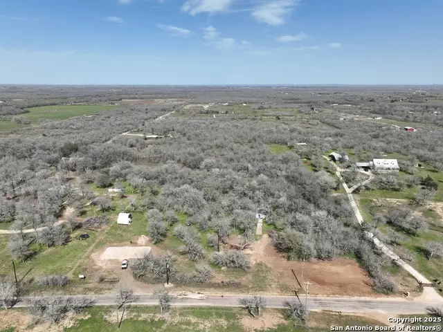 753 Roosevelt, Luling, TX 78648 - Image #2