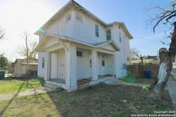 1438 W Ridgewood Ct, San Antonio, TX 78201