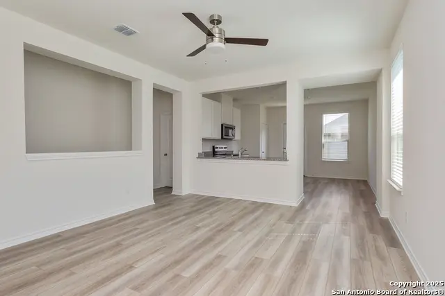 421 Horizon Place, Seguin, TX 78155 - #3