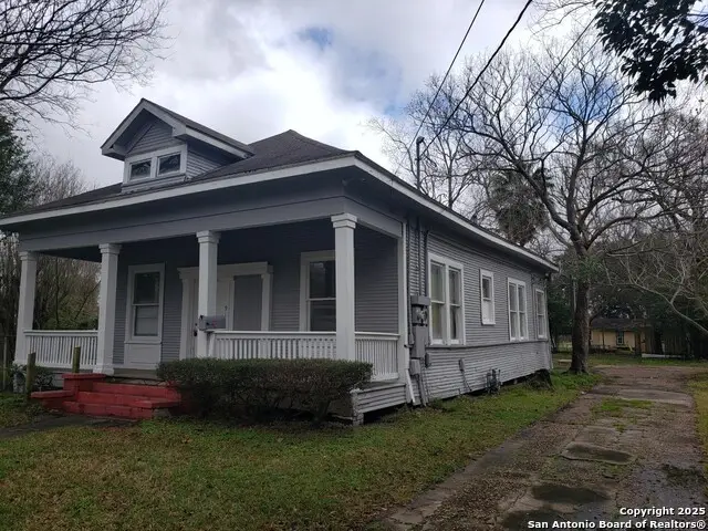 916 5th St, Orange, TX 77630 - Image #2