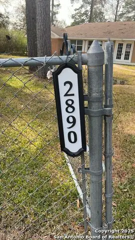 2890 Evangeline Drive, Vidor, TX 77662 - Image #2