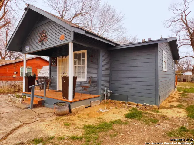 1046 Rivas St, San Antonio, TX 78207 - Image #3