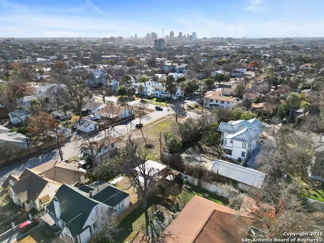1003 W Woodlawn Ave, San Antonio, TX 78201 - Image #2