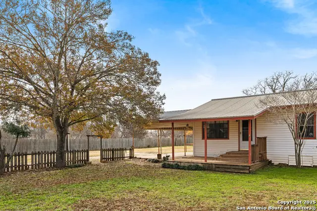 1414 Young Ave, Jourdanton, TX 78026 - Image #3