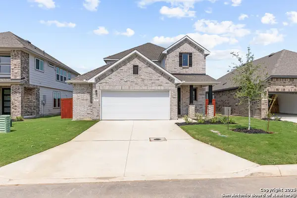 153 Heidi Hill, Castroville, TX 78009