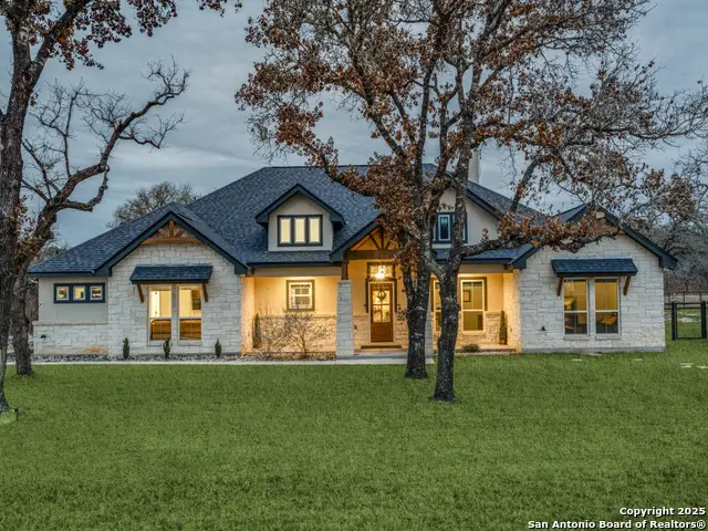 164 Crescent Rdg, Adkins, TX 78101 - Image #1