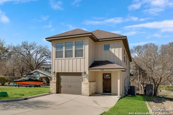 630 Three Oaks Rd, Seguin, TX 78155