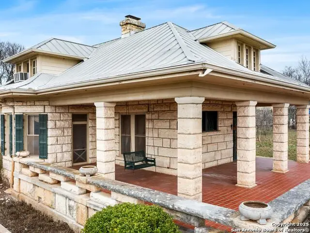 506 2nd St, Comfort, TX 78013 - Image #3