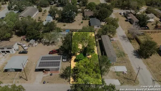 406 Patrick St, Pleasanton, TX 78064 - Image #1