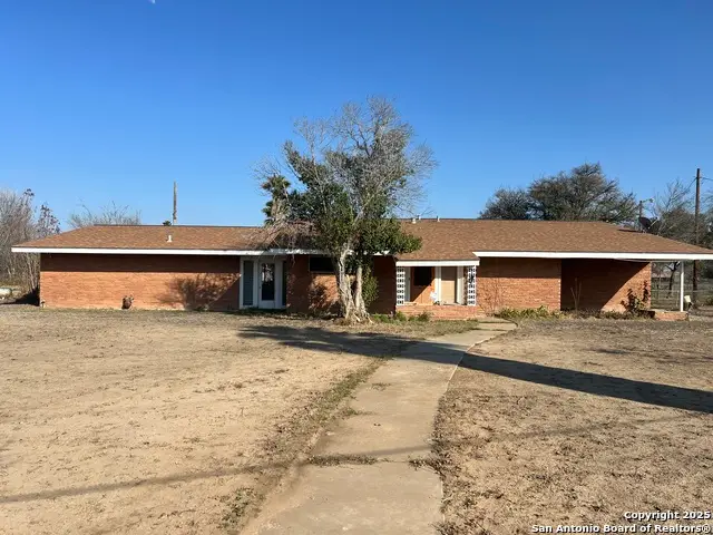 720 N 12th, Crystal City, TX 78839 - Image #1