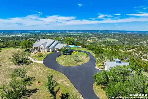 211 Mill Dam Rd, Comfort, TX 78013