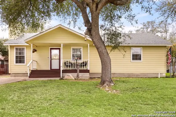 1143 Dawnridge, Canyon Lake, TX 78133