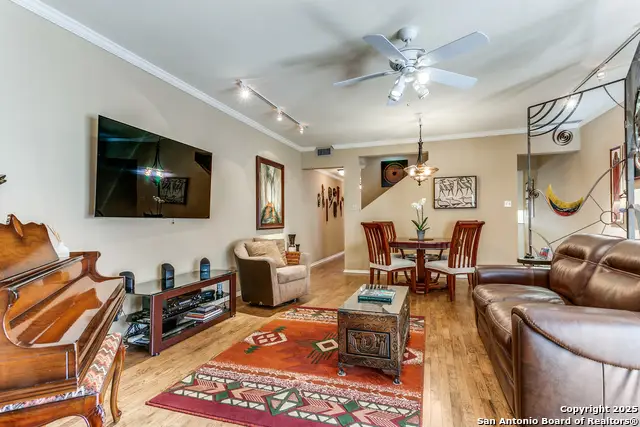 1022 Navarro #306, San Antonio, TX 78205 - Image #3