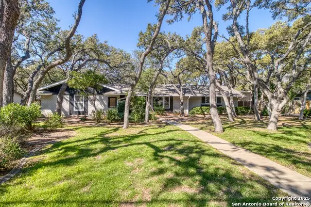 139 Canyon Creek, Hollywood Park, TX 78232 - Image #1