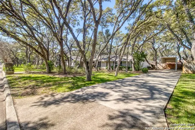 139 Canyon Creek, Hollywood Park, TX 78232 - Image #2