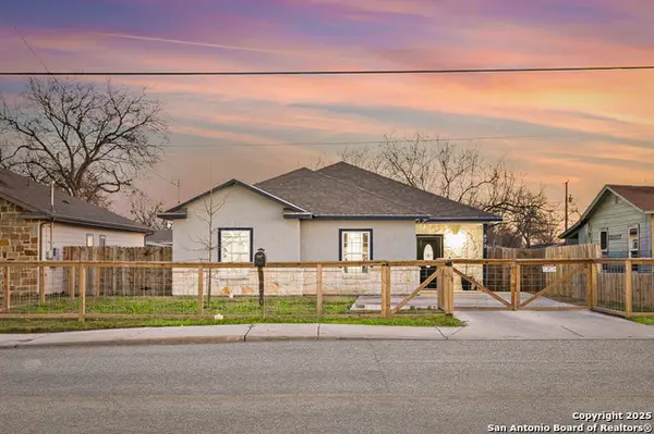 870 W Southcross Blvd, San Antonio, TX 78211