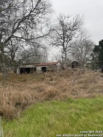 977 W Main St, Yorktown, TX 78164 - Image #3