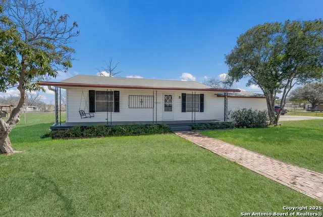 1014 Berlin, Castroville, TX 78009 - Image #1