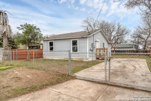 215 Prosperity, San Antonio, TX 78237 - Image #3