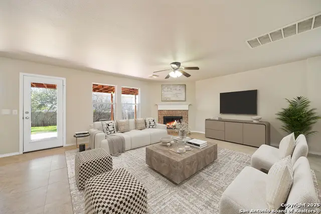 3722 Blue Sky Holly, San Antonio, TX 78259 - Image #3