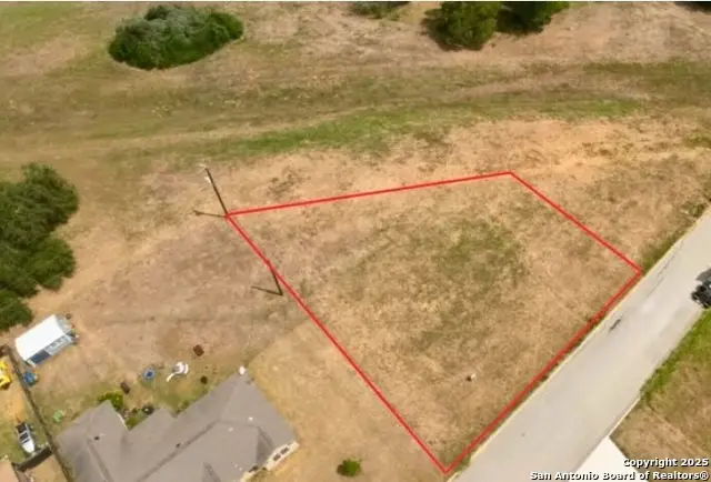 149 Parkcrest, Floresville, TX 78114 - Image #1